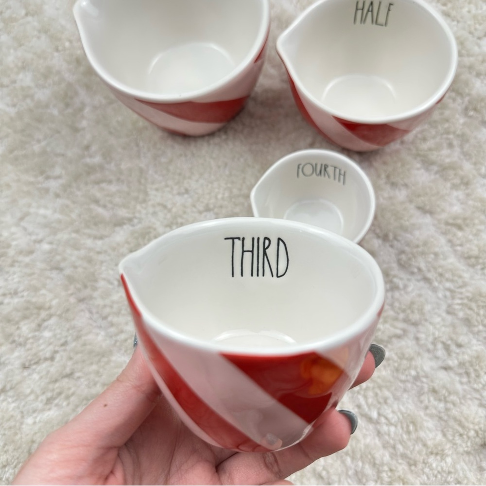 Rae Dunn Measuring Cup - Picture 8 of 10